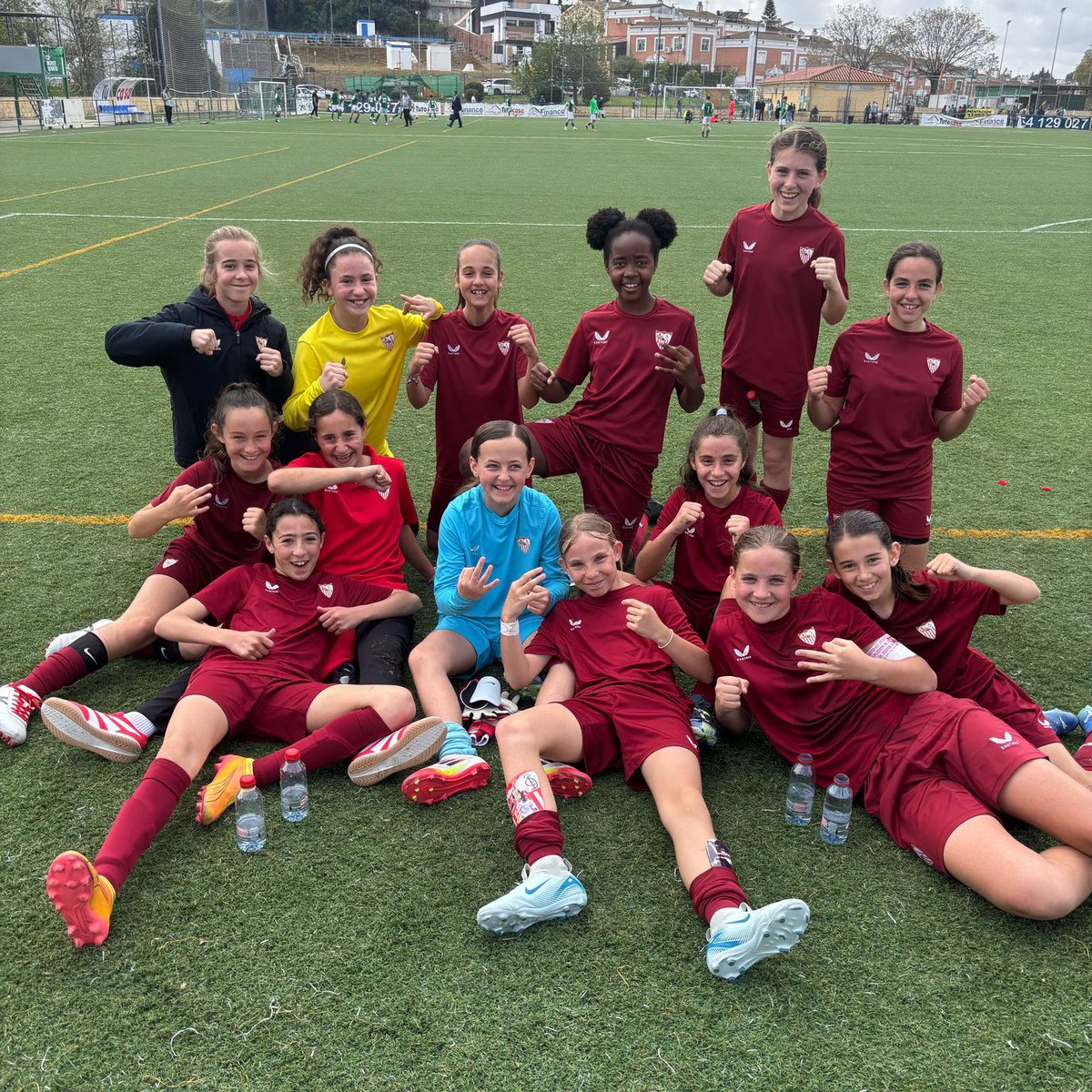 CANTERA | Victoria para las de <a href="/JustoAnzuga3/">Justo Anzuga</a> en un nuevo encuentro de la 3ª Andaluza Alevín masculina a domicilio. ¡Vamos, equipo! 

CD Montequinto 1-3 #SevillaFCFem Alevín ⚪️🔴 

⚽️ Daniela, Noa y Valeria Mico. 💪🏻

#CanteraSevillaFC