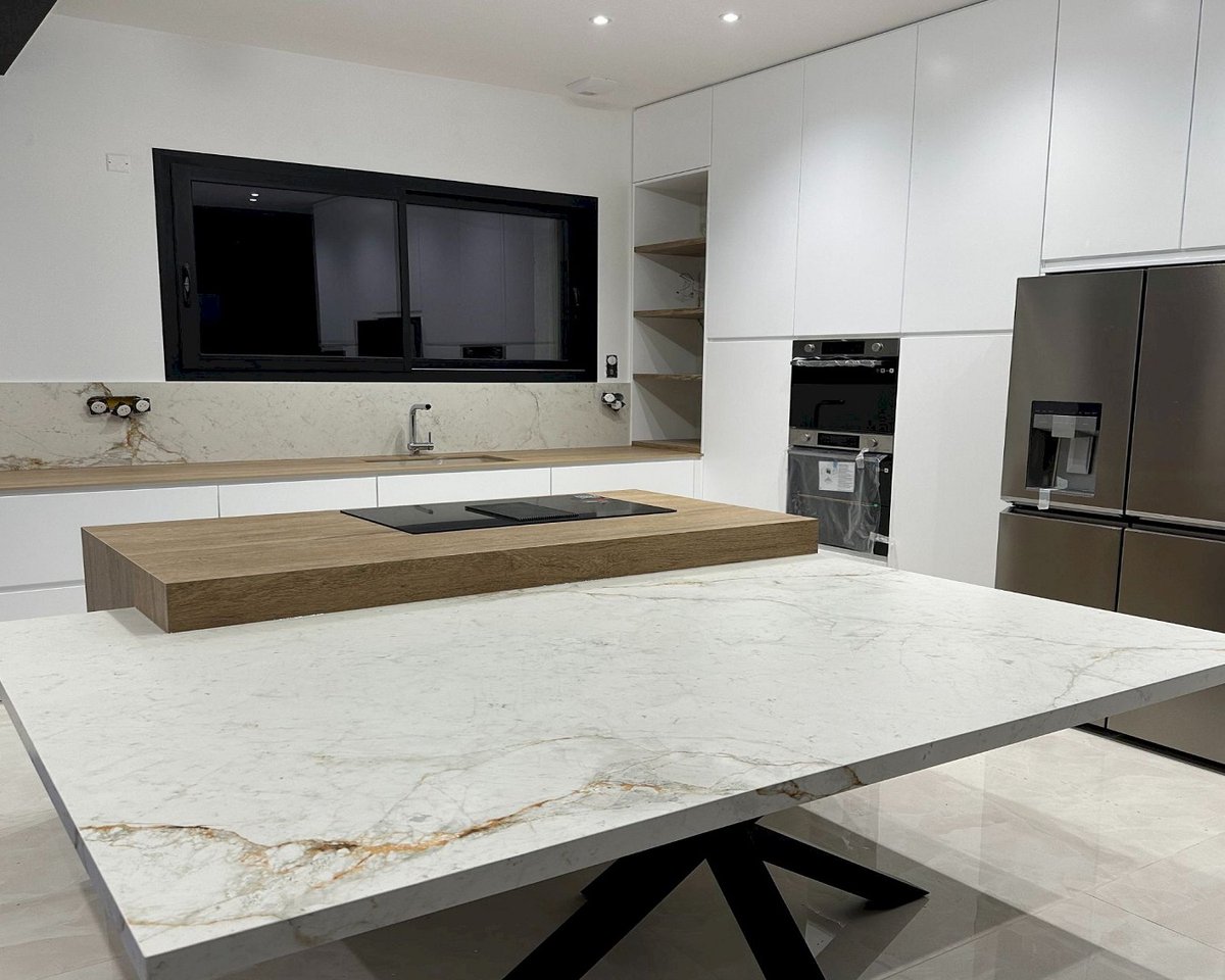 🏗️✨ Nouvelle franchisée Avenir Rénovations à Tarbes !

Après un parcours riche et polyvalent, Maria Farrugia se lance dans la rénovation avec Avenir Rénovations.

🔗 Découvrez son témoignage 👉 tinyurl.com/5d8pjaps