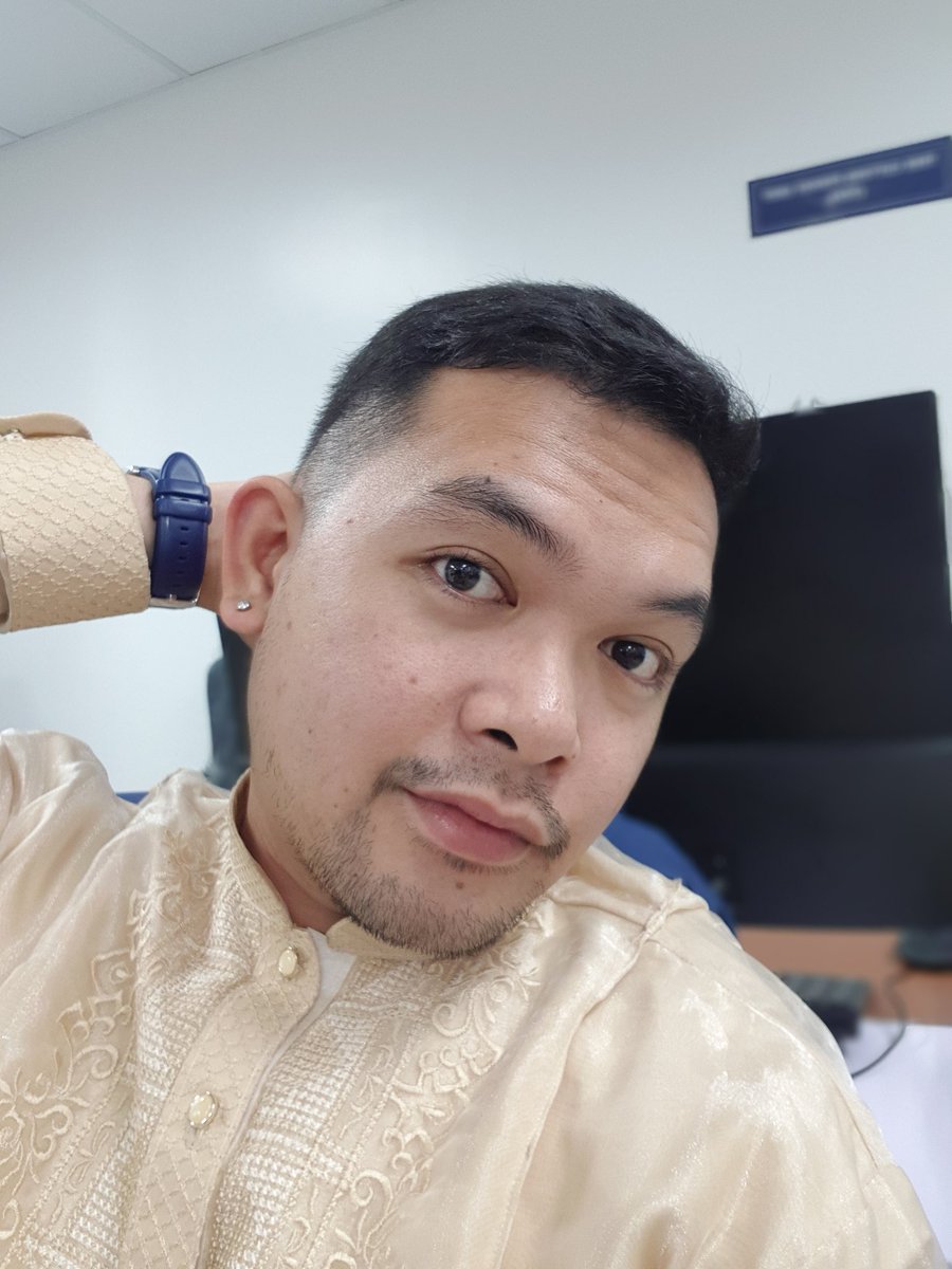 galamitonryanb's tweet photo. Barong na naman...
Happy Monday! https://t.co/SL33jjuaTk