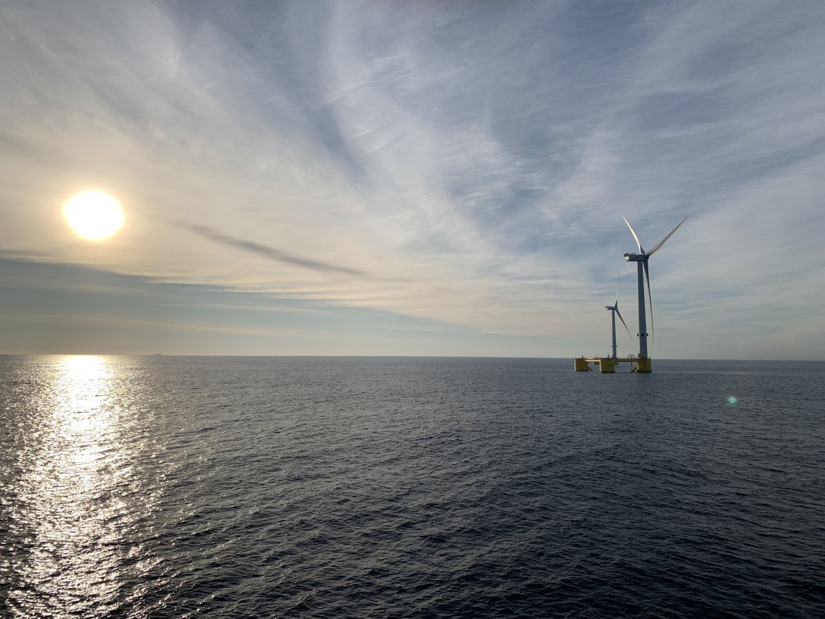 TheCrownEstate's tweet image. 🏗️Plan for new wind farms enters final stages
A new generation of floating wind farms off the coasts of Wales and South West England have moved a step closer as the leasing round has entered its final stages.
Find out more: thecrownestate.co.uk/news/new-growt…