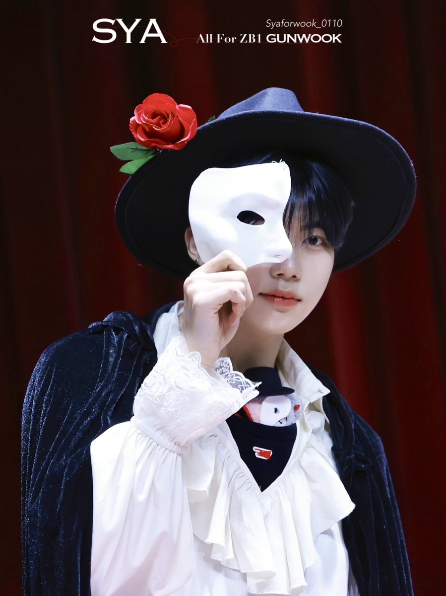 Syaforwook_0110's tweet photo. 250405 #박건욱 
🥀 🎭 🖤 https://t.co/89gUTLMaxE