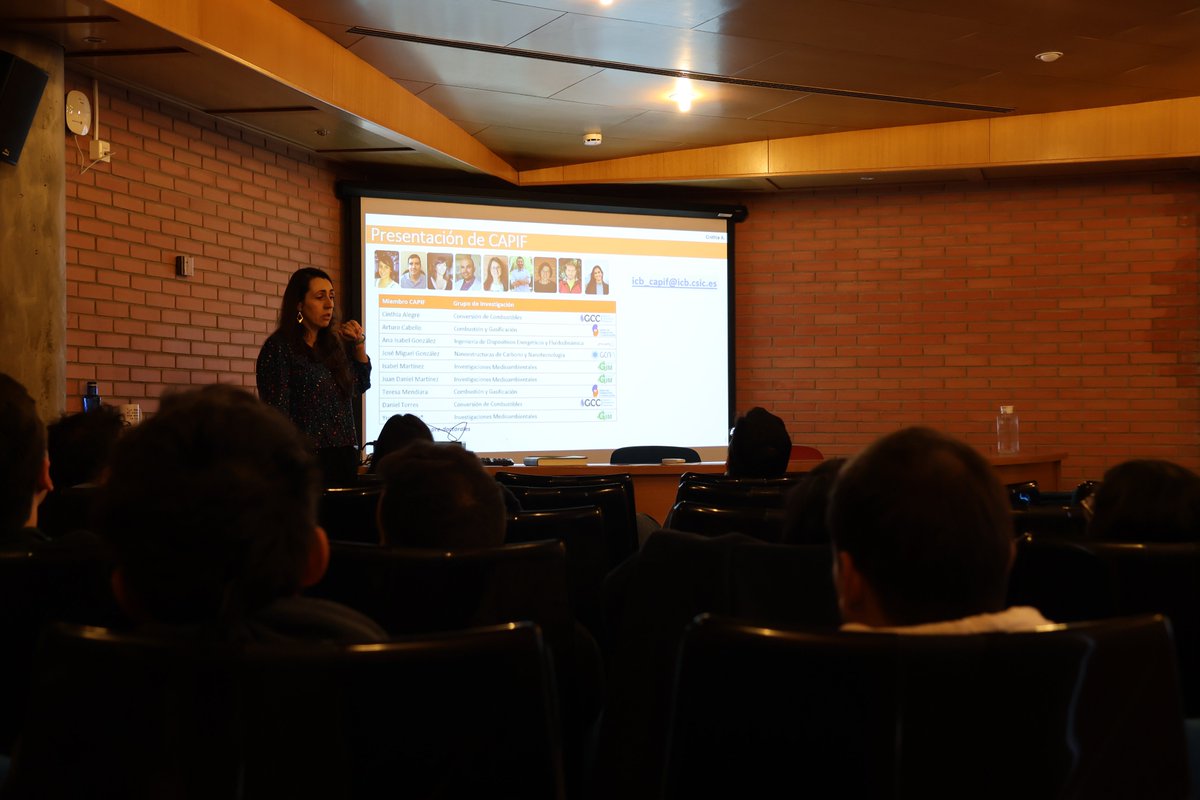 ICB_CSIC's tweet photo. 4️⃣ª Jornada de Bienvenida al #ICB

La Comisión Asesora de Personal Investigador en Formación (#CAPIF) organiza este evento para que el personal de nueva incorporación tenga unas nociones iniciales de:

📌 Actividades formativas del #CAPIF 
📝 Procedimientos administrativos

👇👇 https://t.co/GYxIguiS6g