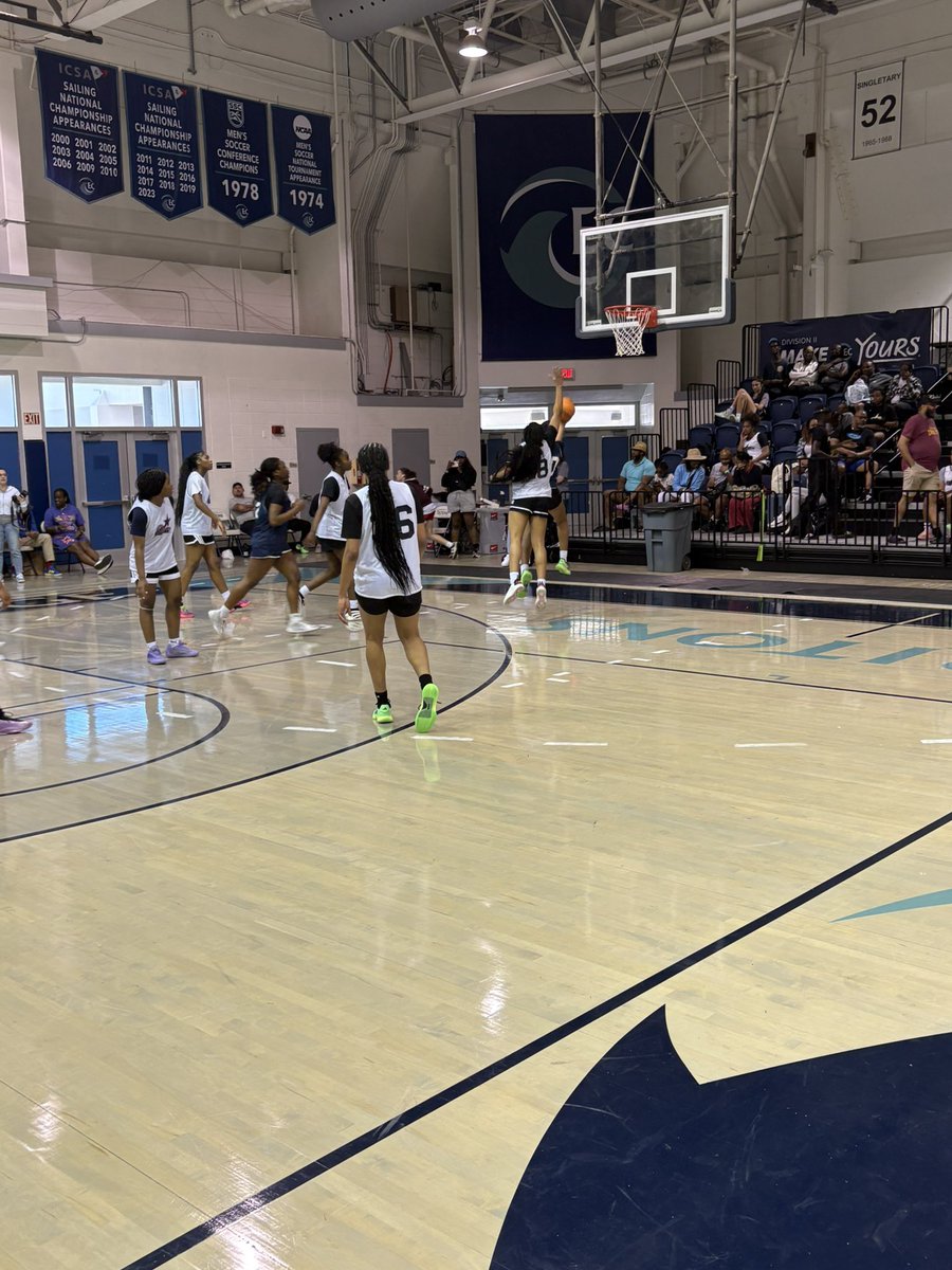 Rising Blue Star (@risingbluestar1) on Twitter photo Tampa was amazing!
125 players from 30 states, and so much young talent in the building 👏💪
As always, the media and evaluator presence was huge, including 4 McDonald’s AA voters 🍟
See everyone this summer!
<a href="/BlueStarMedia1/">BlueStar Media</a> <a href="/BlueStar30s/">BlueStar30</a> <a href="/BlueStarBB/">Blue Star Basketball</a> Tampa was amazing!
125 players from 30 states, and so much young talent in the building 👏💪
As always, the media and evaluator presence was huge, including 4 McDonald’s AA voters 🍟
See everyone this summer!
<a href="/BlueStarMedia1/">BlueStar Media</a> <a href="/BlueStar30s/">BlueStar30</a> <a href="/BlueStarBB/">Blue Star Basketball</a>