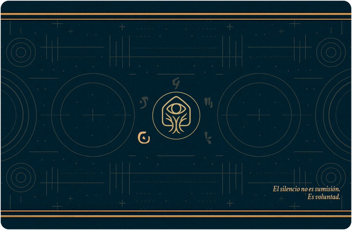 Pues vamos allá! Otro carnet de #adoma, esta vez del #adomasona de <a href="/sakuchakuu/">Sakura🥀Mara</a>, también con su parte delantera y trasera.
Veis las diferencias con el anterior? 👀