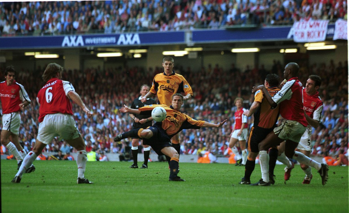 htofootball's tweet image. FA Cup Final, 2001.

The first to take place outside of England 🏴󠁧󠁢󠁷󠁬󠁳󠁿