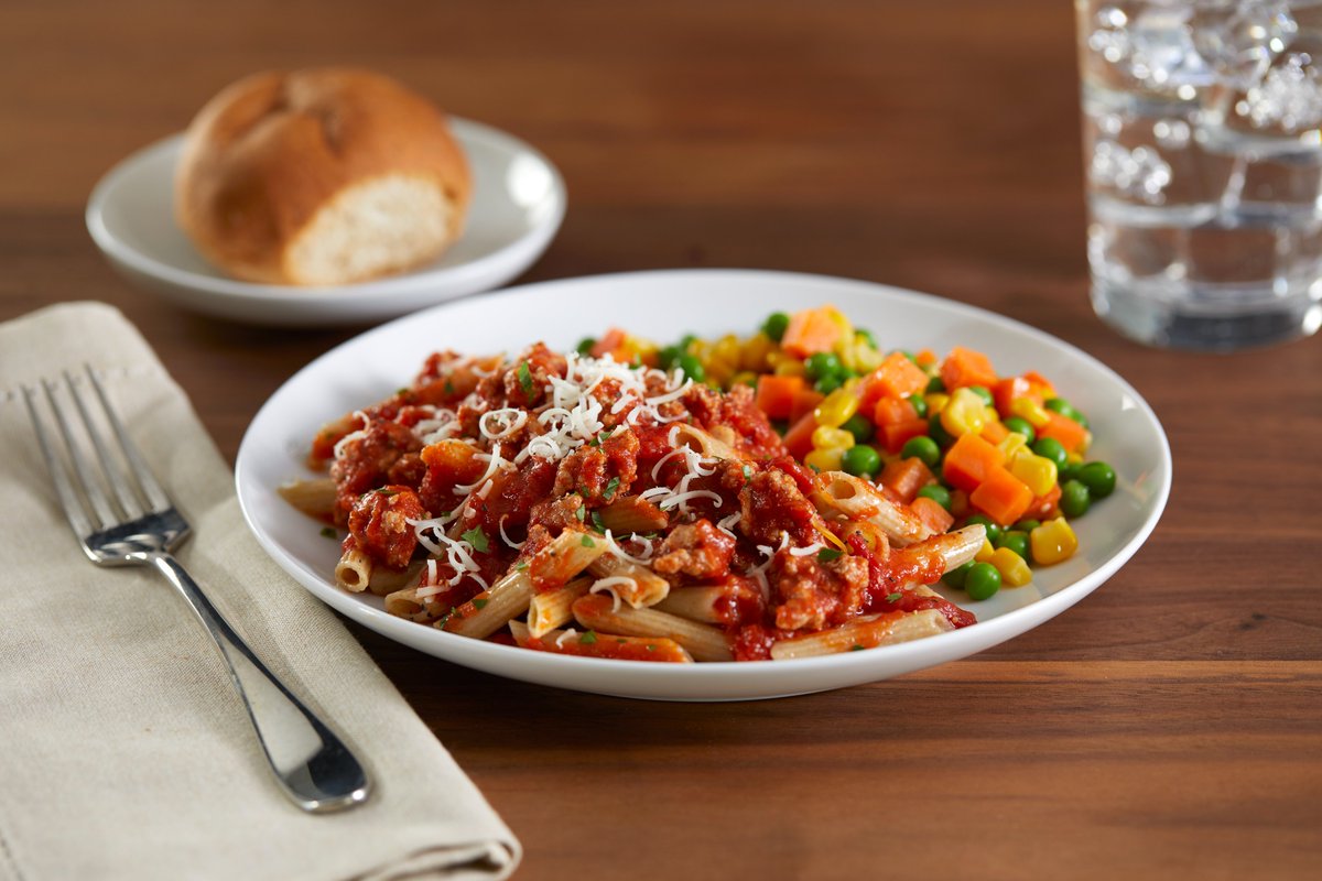 Let us take care of lunch! Today on the menu: Three Cheese Pasta with Turkey. Enjoy this whole-wheat penne pasta in a turkey meat sauce featuring a three-cheese blend, served with a vegetable medley and snickerdoodle cookie, delivered directly to your door.