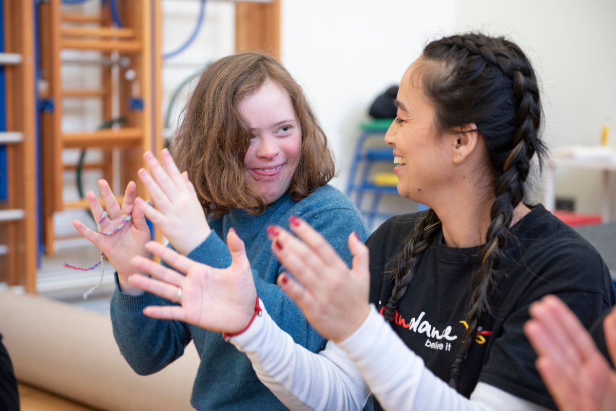 Today we celebrate Bianca, who is finishing her internship at icandance! Bianca came from Brazil to learn about the icandance approach, deepen her understanding as a dance educator and improve her skills to support her students back home.