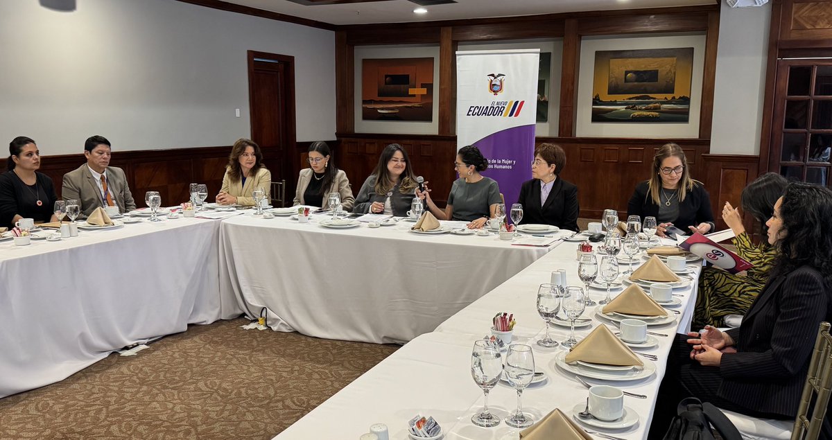 Este Comité está integrado por  delegados de: <a href="/Produccion_Ecu/">Ministerio de Producción</a>, <a href="/MinTrabajoEc/">Ministerio del Trabajo Ecuador 🇪🇨</a>, <a href="/SERCOPec/">SERCOP 🇪🇨</a>, <a href="/CIgualdadGenero/">Consejo Nacional para la Igualdad de Género 🇪🇨</a>, <a href="/CamaraCIP/">Cámara de Industrias y Producción - CIP</a>, <a href="/EPNEcuador/">EPNEcuador</a>, <a href="/GIZEcuador/">GIZ Ecuador</a>, <a href="/ecuadormujeres/">Mujeres por Ecuador</a>.