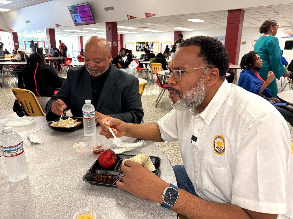 Petersburg Mayor Sam Parham has joined the Mayors Alliance to End Childhood Hunger, a nonpartisan coalition of over 400 mayors from all 50 states united in the fight against food insecurity affecting children. Mayor Parham’s work includes partnering with the Petersburg Public