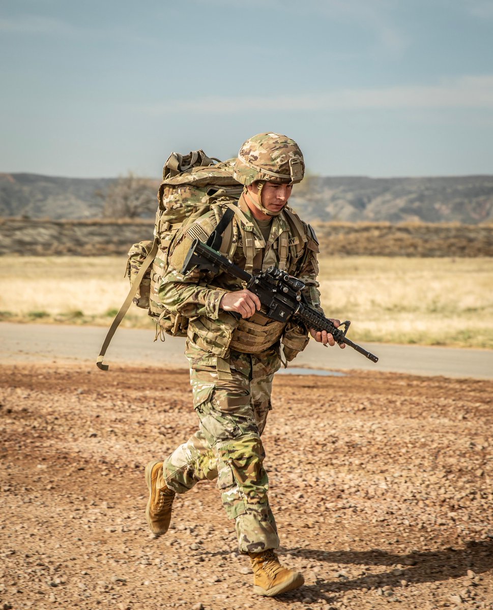 4thInfDiv's tweet image. Experts are built, not born. We master the fundamentals to become the most lethal warfighters. 

#LethalTeams #ReadyPeople #BestRadarCompetition #SteadfastandLoyal