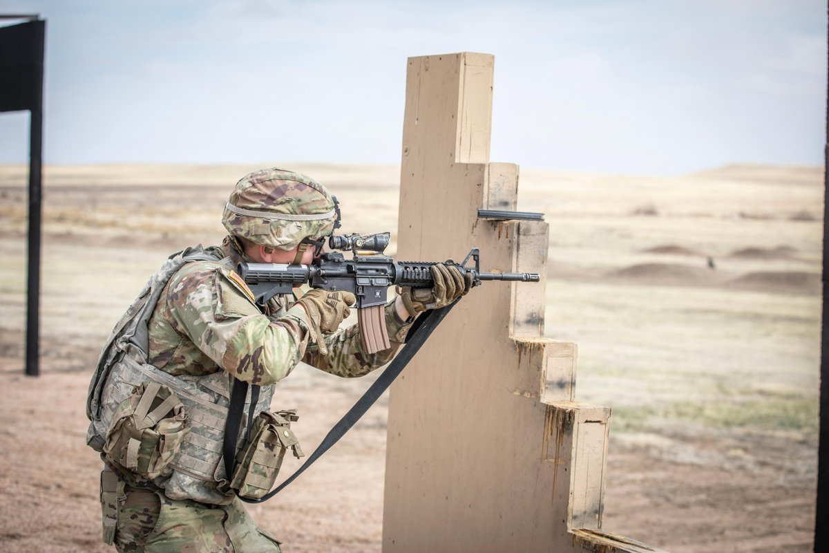 4thInfDiv's tweet image. Experts are built, not born. We master the fundamentals to become the most lethal warfighters. 

#LethalTeams #ReadyPeople #BestRadarCompetition #SteadfastandLoyal