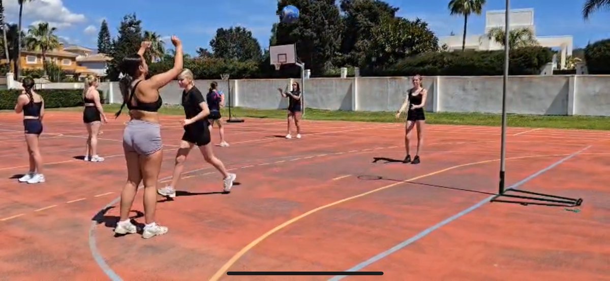 SelstonPE tweet media