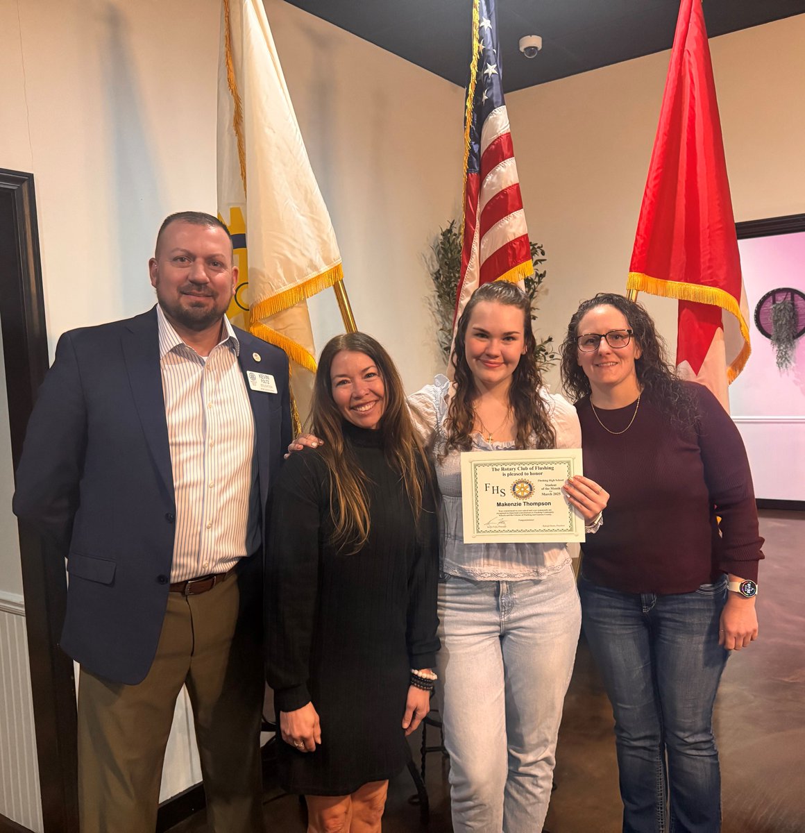 Congratulations to Makenzie Thompson, March Rotary Student of the Month! Great job!
Pictured left to right: Kevin Foltz, Nicole Lord, Makenzie Thompson, Jeanette Thompson