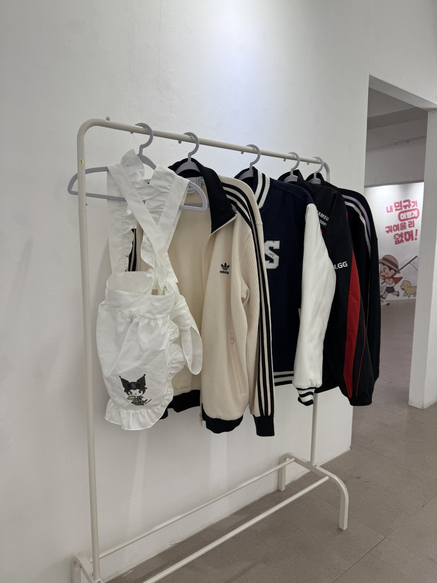 📍레온갤러리 구의 플레이스라운드

알티 이벤트 당첨으로 다녀온 민규 팝업🩷 특전들도 귀여웠고 특히 민규가 착용했던 팬싸템도 입어볼 수 있어서 좋았어요 스탭분들도 친절하셔서 즐겁게 보고 왔습니다 감사합니다! 😍

#내_민규가_이렇게_귀여울리_없어
#ohmycuteming