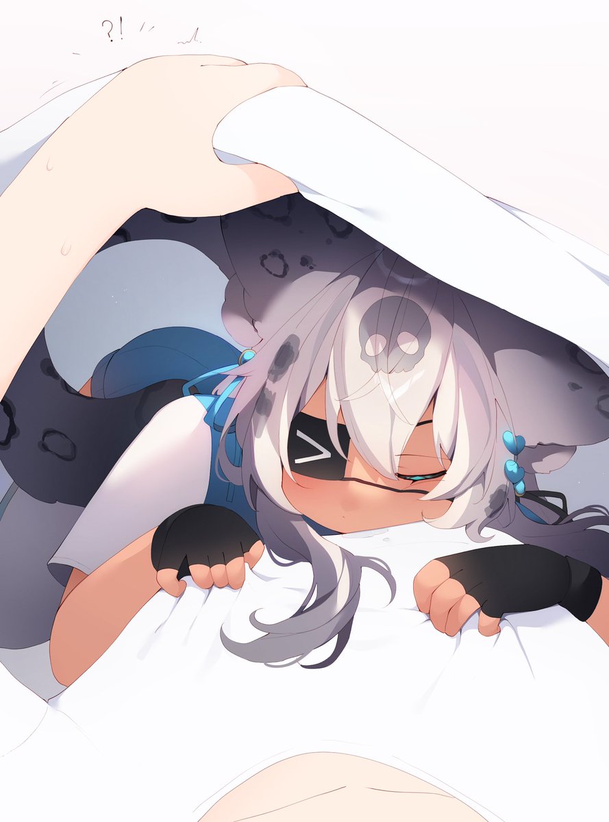 I found my new favourite napping spot 💤
You don’t mind right? 💙

#Doodludi art: #Kuinmelen