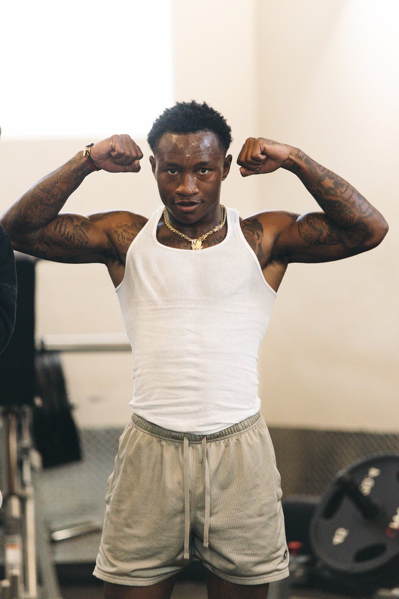 zay flowers tweet media