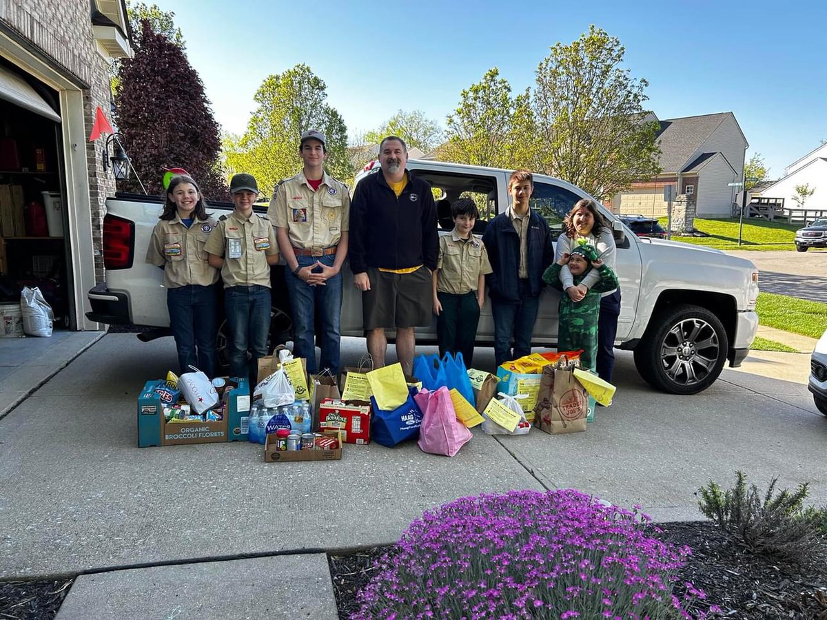DanBeardCouncil's tweet photo. Scouting For Food is almost here! 🥫🎒
Sign up your unit and make a direct impact on our community by being a part of our Council-wide service project partnering with Freestore Foodbank serving Greater Cincinnati and Northern Kentucky. 

How it works:
🗓 Saturday, April 26 - Flyers are sent out across local neighborhoods asking for non-perishable food donations.
🗓 Saturday, May 3 - Food is collected and dropped off at food pantries and Freestore Foodbank affiliated agencies in the units’ home district.

🔗 Sign up your unit: https://t.co/v6rDstnM5k
➡ Learn more: https://t.co/DxQ1Zm7gZa

Let’s show our community what Scouts can do when we come together!
#ScoutingForFood2025 #FreestoreFoodbank