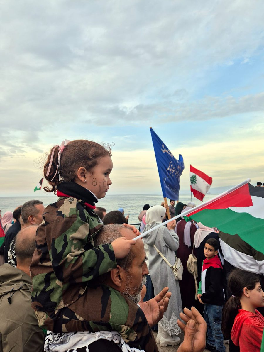 📸 #EnImages | Grève générale dans plusieurs régions du Liban « pour dénoncer les massacres à Gaza »

Les détails ici : olj.me/1454958

Photos : <a href="/emmanuel_haddad/">Emmanuel Haddad</a>