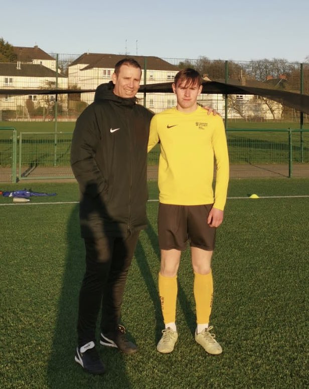 Welcome to the club midfielder Ross Bebbington . 

Ross joined us from Renfrew 20’s having played for Glenvale prior to that &amp; made a fantastic debut In Friday’s game v Rossvale . 

Will be a great addition to the team as we push forward next season . . . 💪💪💪

<a href="/GlasgowUniFC/">GUFC</a>