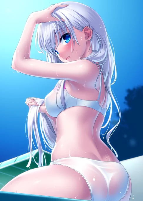 サマポケ第一話観た。久しぶりにアニメ観てニヤニヤしたわー。うみ可愛い。今後もまったり観ていこう。#サマポケ 