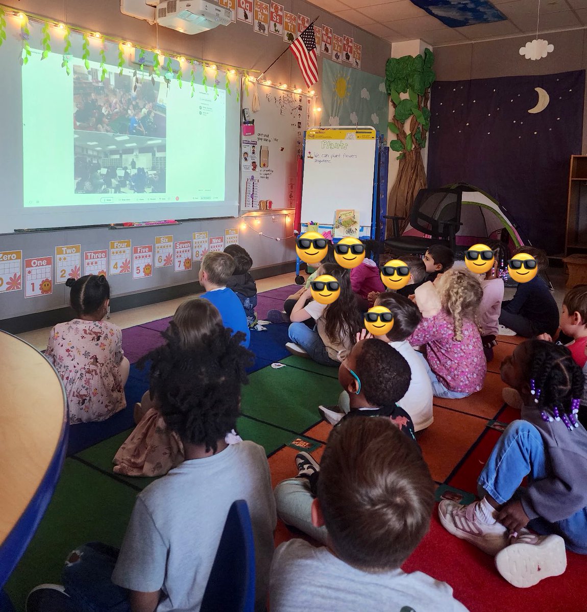 🌟Heidi Veal👩🏼🏫 (@vealheidi) on Twitter photo Week of the Young Child is off to a great start on 🎶Music🎵 Monday! <a href="/ValleyRidgeES/">LISD STEM Academy @ Valley Ridge</a> #LISDpk is live w a middle school orchestra listening to a live concert of Baby Shark. PreK made little gifts to say thank you & the orchestra director passed them out. #woyc25 <a href="/LewisvilleISD/">Lewisville ISD</a> Week of the Young Child is off to a great start on 🎶Music🎵 Monday! <a href="/ValleyRidgeES/">LISD STEM Academy @ Valley Ridge</a> #LISDpk is live w a middle school orchestra listening to a live concert of Baby Shark. PreK made little gifts to say thank you & the orchestra director passed them out. #woyc25 <a href="/LewisvilleISD/">Lewisville ISD</a>