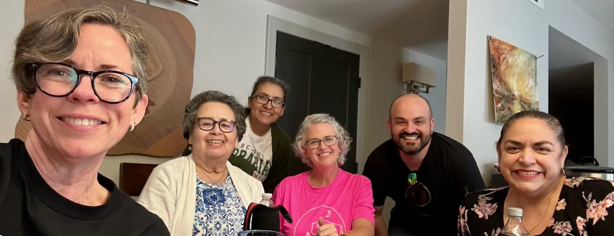 DISD_Libraries's tweet image. The Luminarias Committee meets every month to read and evaluate books, aiming to create a helpful list for students, librarians, and teachers. At the last meeting, we focused on developing book-related activities for students that complement the books on our new list.…