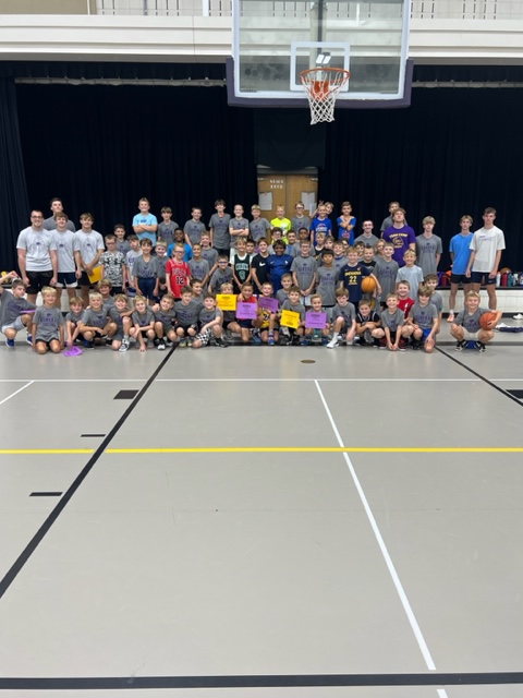 Eureka boys basketball summer camp. 
July 14-18 at EHS
Session 1: 9a-11a
Session 2: 12p-2p
All day options available

To register, use the link below:
docs.google.com/forms/d/e/1FAI…