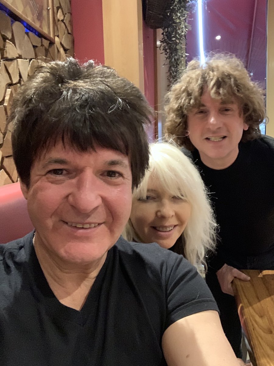 BootlegBlondie's tweet image. CLEM BURKE RIP
We were both very sad to hear that our mate of 20 years passed away yesterday.
To us he was our cool big brother &amp;amp; thank him for the love and fun we had together over the years. 
Clem we love you to the Moon and Back and because of you Dreaming is free 
DEB &amp;amp; ANDY