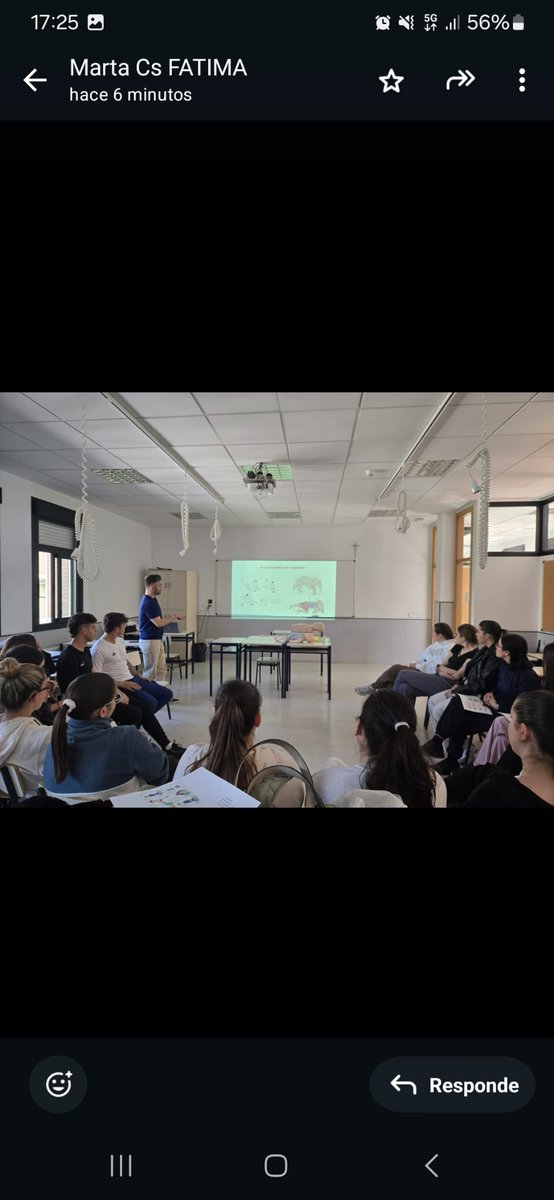 Taller de RCP en adultos y niños, realizado por enfermeras del Centro de Salud Nuestra Señora de Fátima,en la universidad ESCUNI.