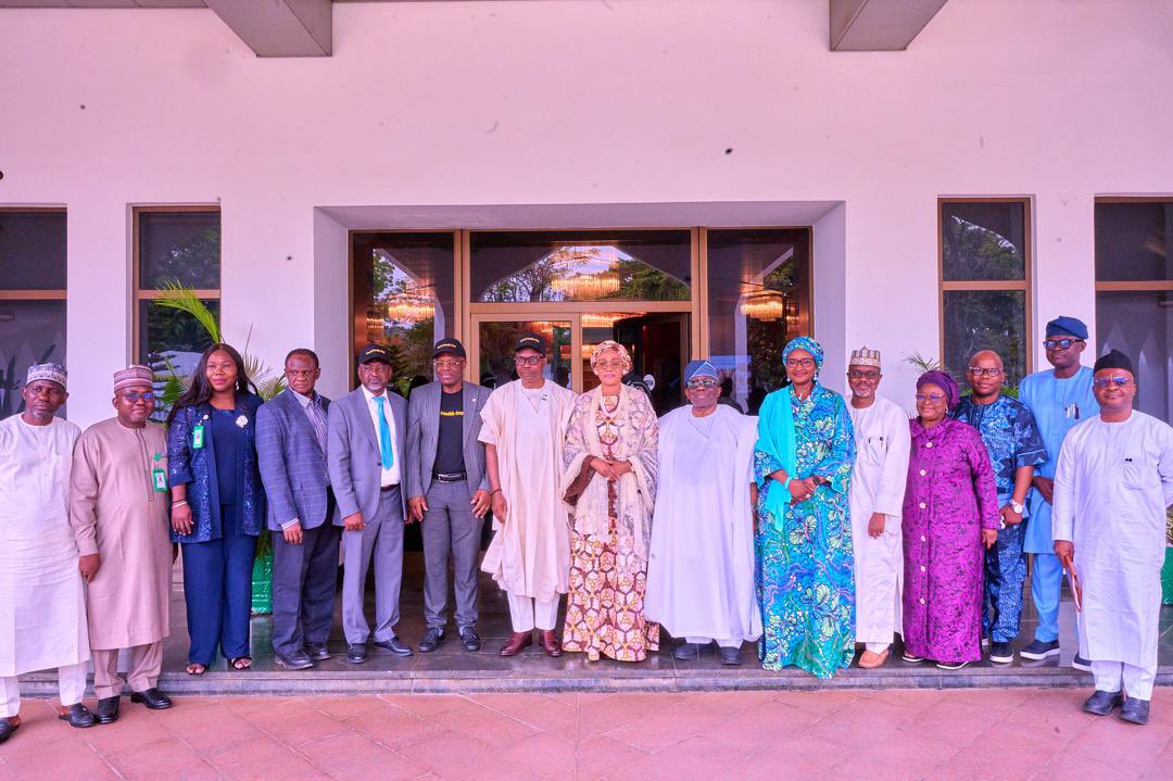 A significant milestone with the 2025 #WHD celebration was the engagement with HE <a href="/SenRemiTinubu/">Sen Oluremi Tinubu, CON</a> First Lady of the Federal Republic of Nigeria alongside <a href="/SalakoIziaq/">Dr Iziaq Adekunle Salako</a> Honorable Minister of State Health &amp; Social Welfare, <a href="/IsaacFAdewole/">Prof. Isaac Adewole</a> Former Minister of Health and Chairman