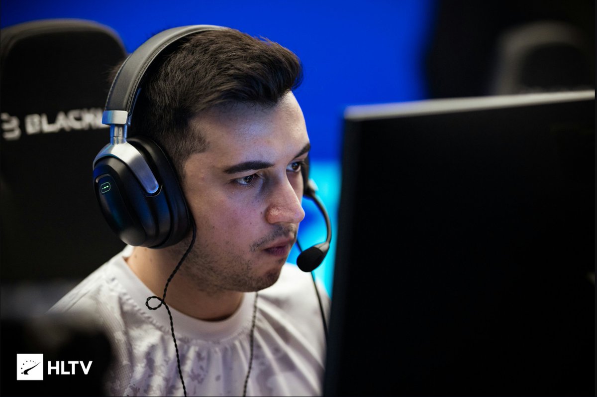 gandhifps's tweet photo. woxic, HLTV röportajında Aurora transferi ve sonrası için önemli açıklamalarda bulundu:

İnsanların öfkesini anlıyorum, ama bize karşı gerçekten çok kötü konuştular. Yıllar boyunca Türk Counter-Strike sahnesi için yaptığımız her şeyi bir anda silip attılar ve bize çok çirkin ithamlarda bulundular. Ama belki de zaten en başından beri bizi sevmeyen, toksik diyebileceğimiz insanlar konuşmaya başladı. Bilmiyorum. Ama aynı zamanda birçok destekçimizin de bu durumdan kalbi kırıldığı için böyle davrandığını düşünüyorum, ki bu da anlaşılabilir bir şey.

Ben de bunu kendi duyurumda belirttim zaten ama bizi ülkeye ihanet etmekle suçladılar, Türk Counter-Strike sahnesini bitirdiğimizi söylediler... Ama olay bizim elimizde çözülebilecek bir şey değildi. Bu tür durumlarda yıllar önce kendini feda eden insanlar oldu, ama bu sefer başka bir seçenek yoktu, bu yüzden böyle oldu. Ve bu ilk defa da yaşanmıyor.