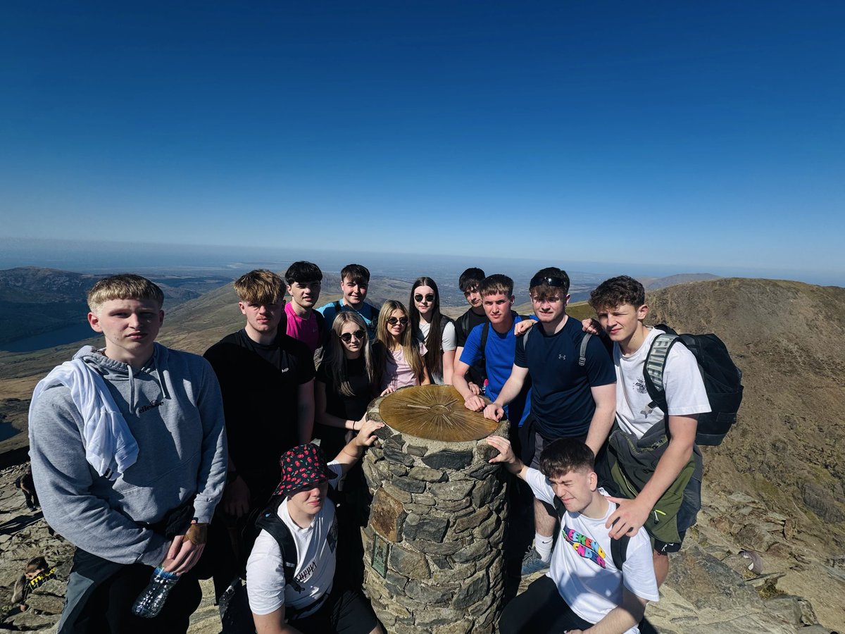 Martyn Cooke (@martyncooke19) on Twitter photo What a fantastic day to walk Snowdon with the Year 1 <a href="/coleggwent/">Coleg Gwent</a> BGLZ Sport learners. #Wellbeing #KeepingActive What a fantastic day to walk Snowdon with the Year 1 <a href="/coleggwent/">Coleg Gwent</a> BGLZ Sport learners. #Wellbeing #KeepingActive