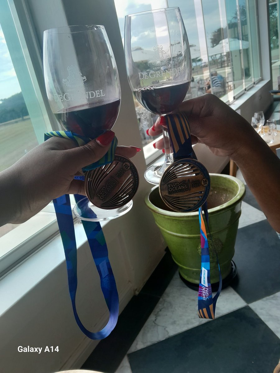 The Two Oceans medals went out for wine tasting after such a busy weekend 🔥🤩<a href="/DODO_MASONDO/">Mother of 6❤️</a> #MedalMonday