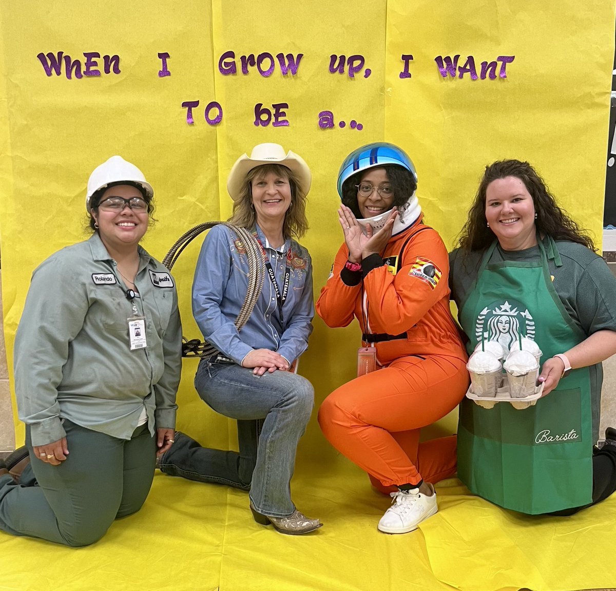 DragonsDean's tweet photo. 📚✨ 1st Grade Career Day! ✨👷‍♀️🧑‍🍳👨‍🚀👩‍⚕️

Our first graders had a blast dreaming big at Career Day! From doctors and dancers to astronauts and hair stylists, these little ones showed us that the future is BRIGHT 🌟

#LeadForResults #wacoISD https://t.co/Sz6vxn3Bn6
