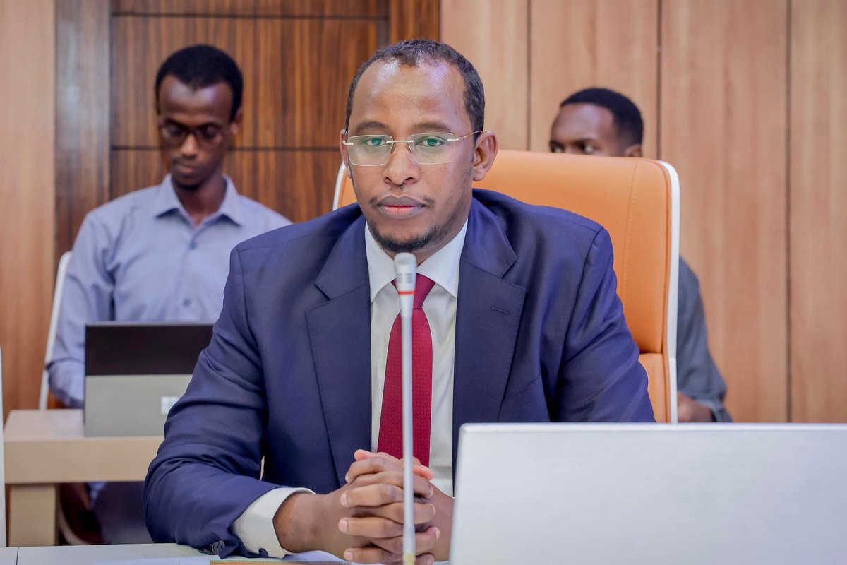 NIRA Somalia (@nirasomalia) on Twitter photo 1/3:
The PM of the Federal Government of #Somalia, H.E. <a href="/HamzaAbdiBarre/">Hamza Abdi Barre</a>, today chaired a high-level meeting on the implementation of the National ID System by integrating it with various public & private sector services to accelerate digitalization and improve service delivery. 1/3:
The PM of the Federal Government of #Somalia, H.E. <a href="/HamzaAbdiBarre/">Hamza Abdi Barre</a>, today chaired a high-level meeting on the implementation of the National ID System by integrating it with various public & private sector services to accelerate digitalization and improve service delivery.