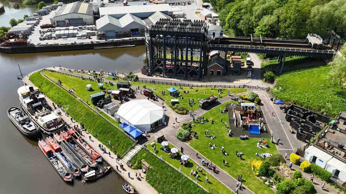The Danny Steamship (@dannyinsteam) on Twitter photo facebook.com/share/p/1APJvv…
Less than 4 weeks until we set sail again. Our first four days will see us take in both Liverpool and Birkenhead docks with River Mersey, Manchester Ship Canal and glorious River Weaver arriving at the <a href="/AndertonLift/">Anderton Boat Lift & Visitor Centre</a>
Book your tickets now.
<a href="/MktgCheshire/">Marketing Cheshire</a> facebook.com/share/p/1APJvv…
Less than 4 weeks until we set sail again. Our first four days will see us take in both Liverpool and Birkenhead docks with River Mersey, Manchester Ship Canal and glorious River Weaver arriving at the <a href="/AndertonLift/">Anderton Boat Lift & Visitor Centre</a>
Book your tickets now.
<a href="/MktgCheshire/">Marketing Cheshire</a>