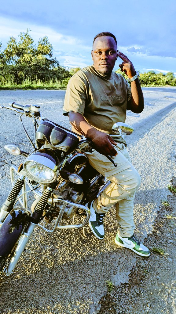 XangaFoxka's tweet photo. Mwanaume lazima uwaze sana https://t.co/tDbjcLc3WA