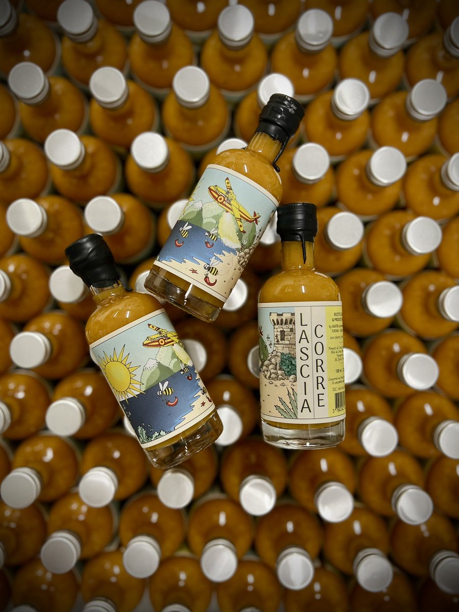 LASCIA CORRE 
La petite dernière #saucepiquante  <a href="/ConserveAnatra/">ANATRA conserverie moderne</a> Hot en couleur aux saveurs nustrale.
Piments de Corse, abricots de Vescovato, miel de châtaigneraie, Bière nustrale…
A retrouver en avant première à #lagrandeepicerie 
#hotsauce #saucepiquante