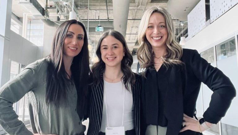 A passion for sports and a step outside of her comfort zone led Medicine Hat College Sport &amp; Event Marketing and Management student, Hailey Gray, to the Alberta Intercollegiate Sales and Marketing Competition. #medhat

Read the full story: bit.ly/3EmFJSp
