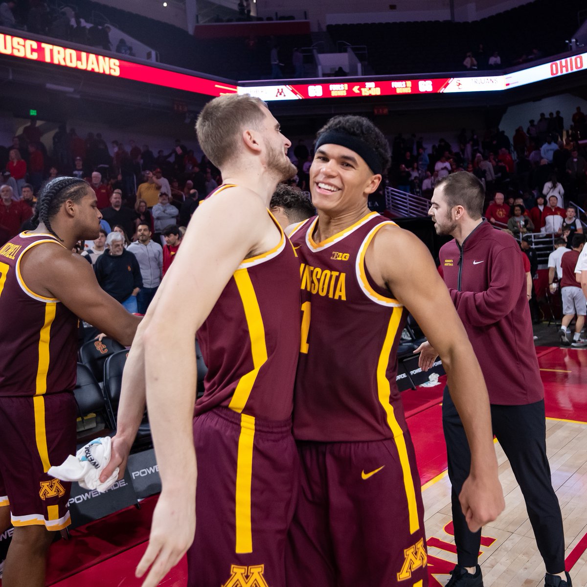1⃣ ain't done

#TeamTogether