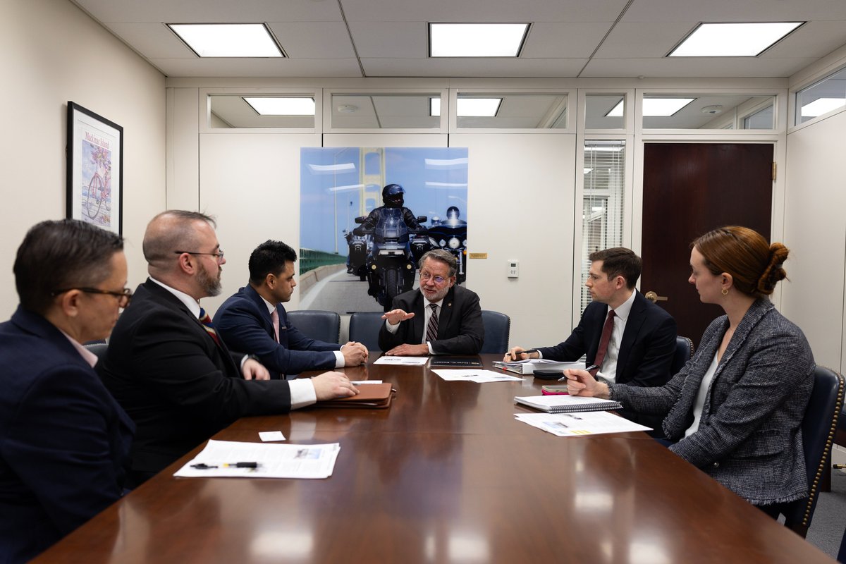 Are you an IAVA member? Sign up now (membership is always FREE) to get advocacy updates in your inbox, and make your voice heard on issues that matter to post-9/11 vets through our surveys and Cavalry programs. 

Join the fight: bit.ly/4hBxaSj