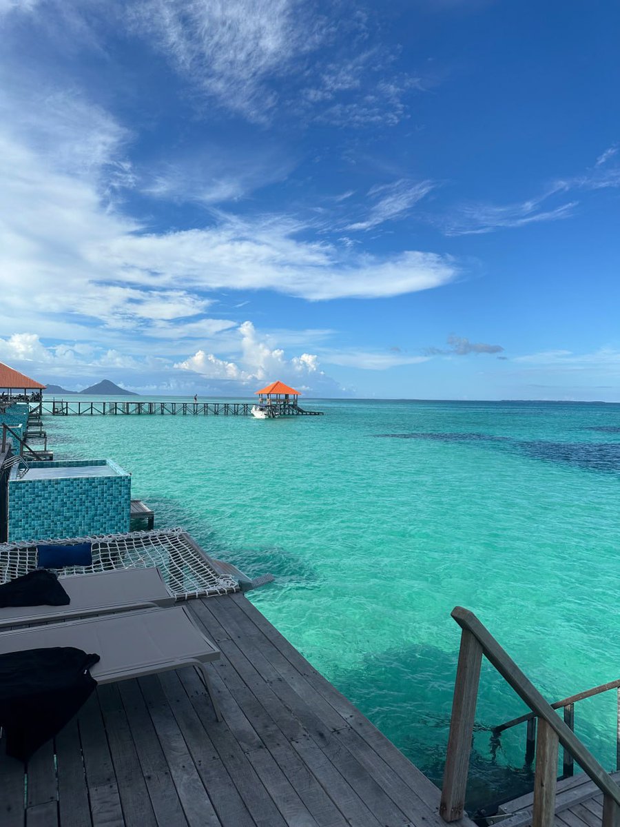 Can’t wait to chase the waves 🌴
#BeachBound #SeaYouSoon #TravelGoals