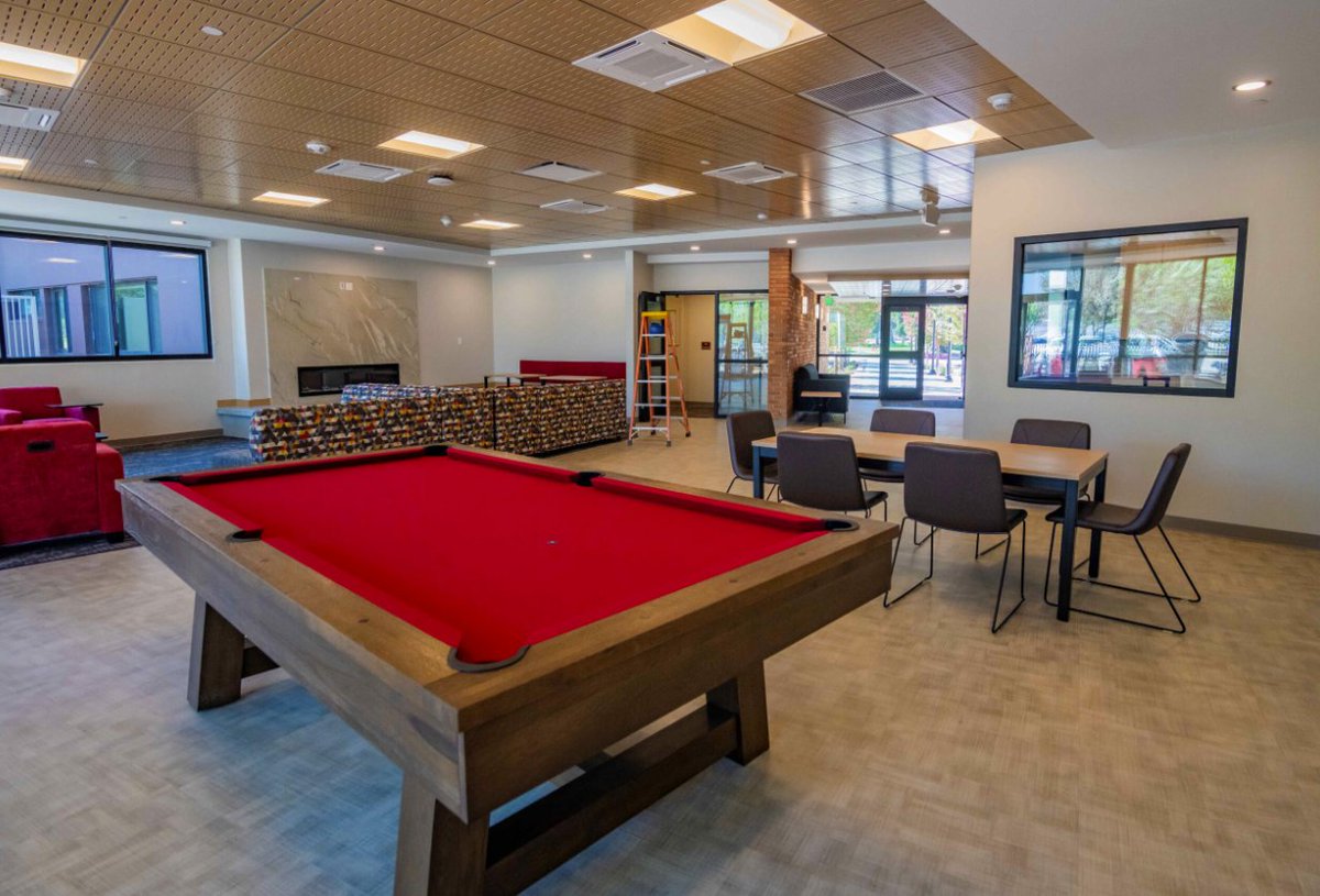 For over 50 years, the University of Redlands has hosted unforgettable events, from conferences to weddings. With versatile spaces, residential options, and exceptional catering, they bring your vision to life—no matter the size or budget!

Book now! uniquevenues.com/venue/universi…