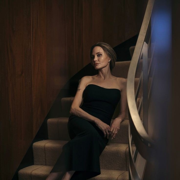 Angelina44336's tweet photo. #NewProfilePic https://t.co/fmefee93d0