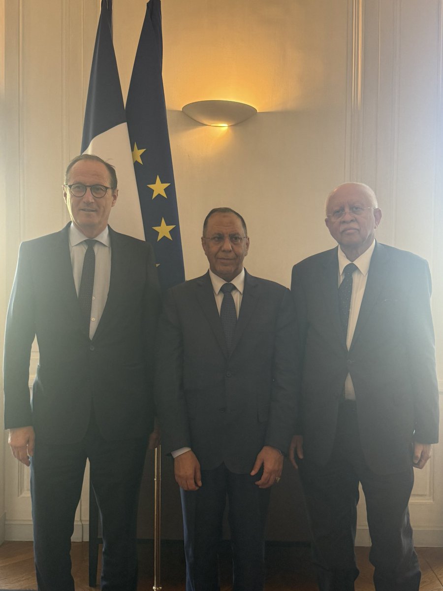Ambassade de la République du Yémen en France tweet media