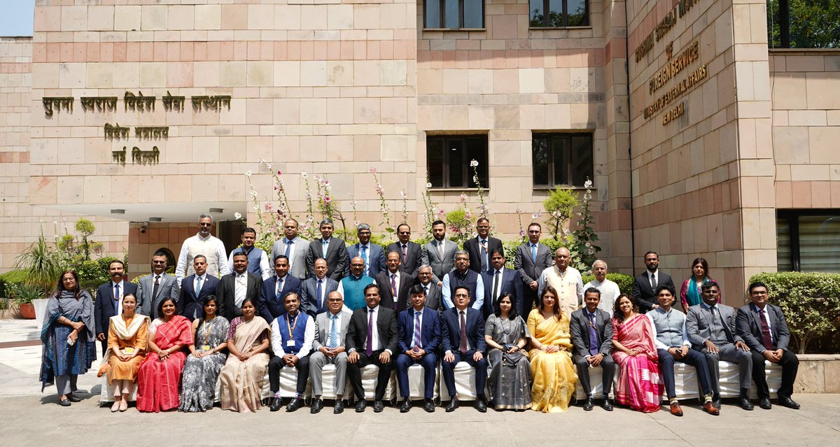 Sushma Swaraj Institute of Foreign Service (@ssifs_mea) on Twitter photo Mid-Career Training Program-II for 2009 Batch IFS Officers commenced today with the call on Foreign Secretary, followed by welcome remarks by Dean Amb. Raj Kumar Srivastava <a href="/rajks73/">Raj Srivastava</a>. Mid-Career Training Program-II for 2009 Batch IFS Officers commenced today with the call on Foreign Secretary, followed by welcome remarks by Dean Amb. Raj Kumar Srivastava <a href="/rajks73/">Raj Srivastava</a>.