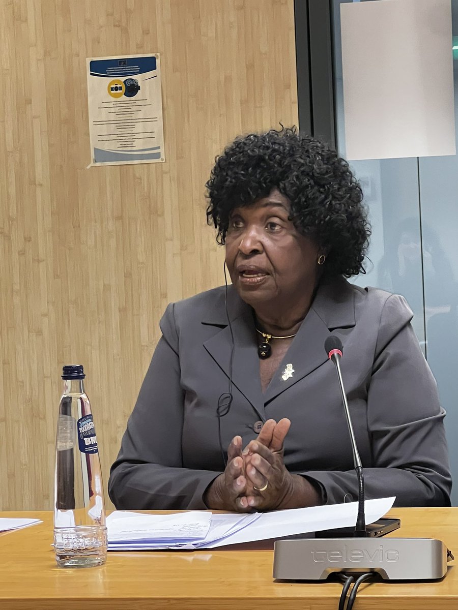 Fornea Dumitru (@forneadumitru) on Twitter photo A delegation of women parliamentarians from Brazil visits the <a href="/Europarl_EN/">European Parliament</a> & the EU institutions from 7 to 9 April 2025.
Today we were honoured to receive them at <a href="/EU_EESC/">European Economic and Social Committee</a>’s HQs!
More:
facebook.com/share/p/1AUcPY…
#EuropeanUnion 🇪🇺🌍
#Brazil 🇧🇷🌎
#LatinAmerica
#TheGlobalGateway A delegation of women parliamentarians from Brazil visits the <a href="/Europarl_EN/">European Parliament</a> & the EU institutions from 7 to 9 April 2025.
Today we were honoured to receive them at <a href="/EU_EESC/">European Economic and Social Committee</a>’s HQs!
More:
facebook.com/share/p/1AUcPY…
#EuropeanUnion 🇪🇺🌍
#Brazil 🇧🇷🌎
#LatinAmerica
#TheGlobalGateway