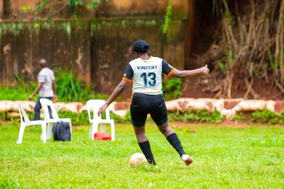 Nyangole Pirates (@kafundo_elites) on Twitter photo A TG must have nyash. Ladies and gentlemen, Vincent will be addressing the nation to tell us how he enjoyed the <a href="/TheTCLeague/">The Tororo College League</a> . A TG must have nyash. Ladies and gentlemen, Vincent will be addressing the nation to tell us how he enjoyed the <a href="/TheTCLeague/">The Tororo College League</a> .