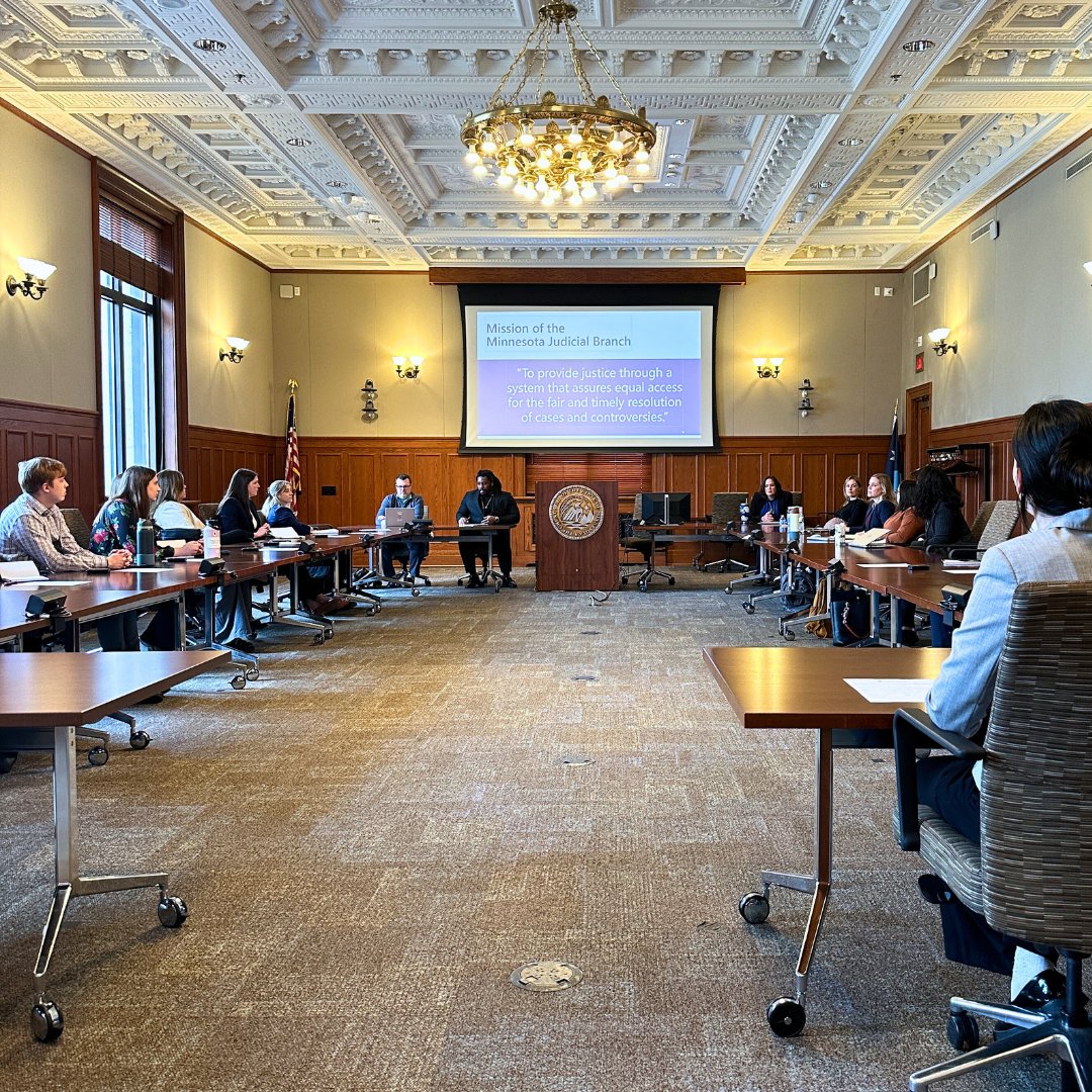 A few weeks ago, students from the MNSU Industrial-Organizational Psychology Master’s Program visited the Minnesota Judicial Center.⚖️

The students met with members of the branch’s Human Resources team to learn about the Minnesota Judicial Branch.