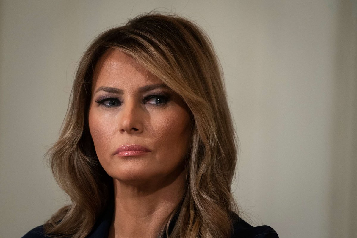 politvidchannel's tweet image. BREAKING: Rep. Maxine Waters Just asked the Government to investigate and potentially deport Melania Trump back to Slovenia